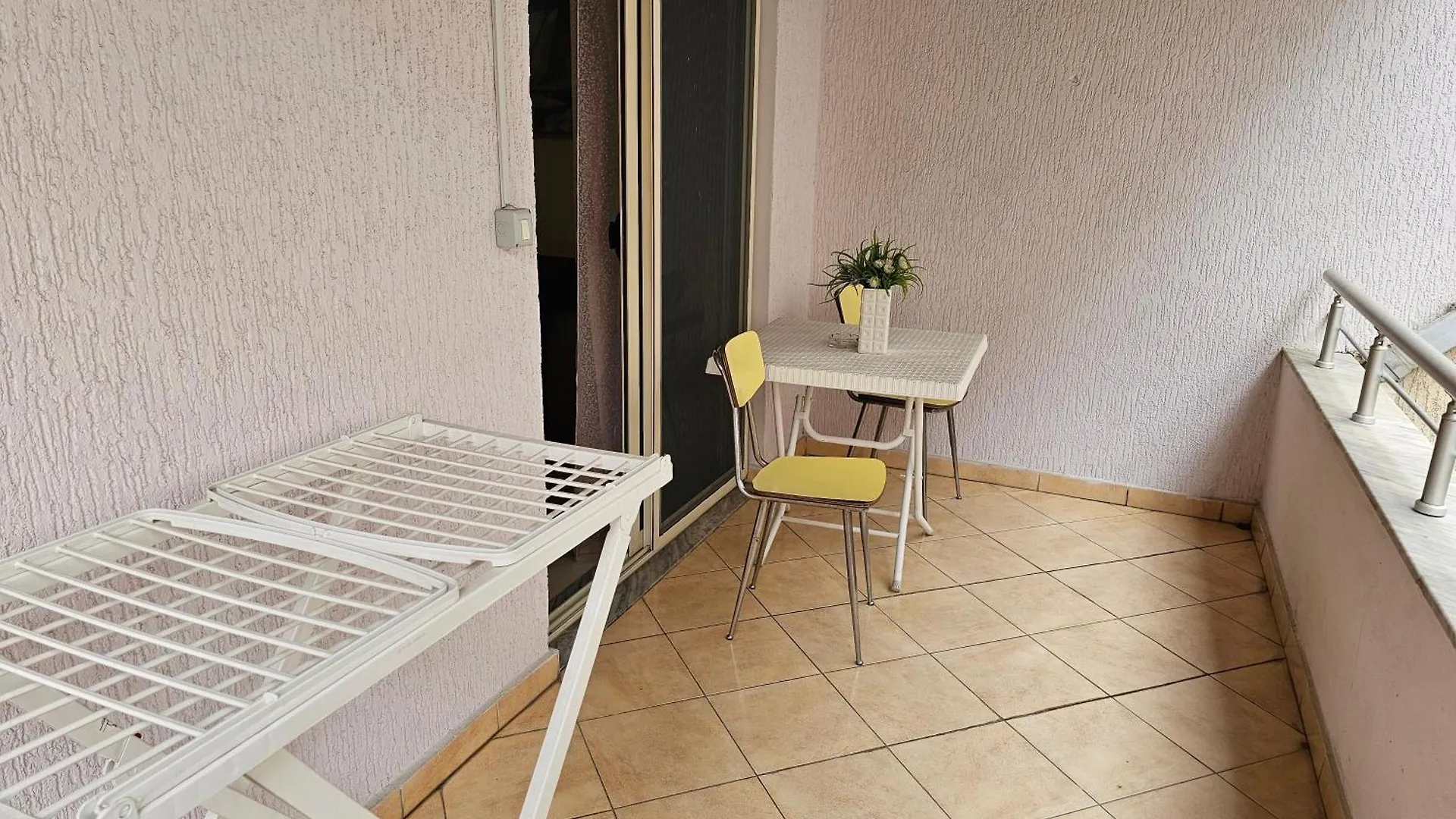 Bral Apartments 8 Two-Bedroom Beachfront Durrës Albanien